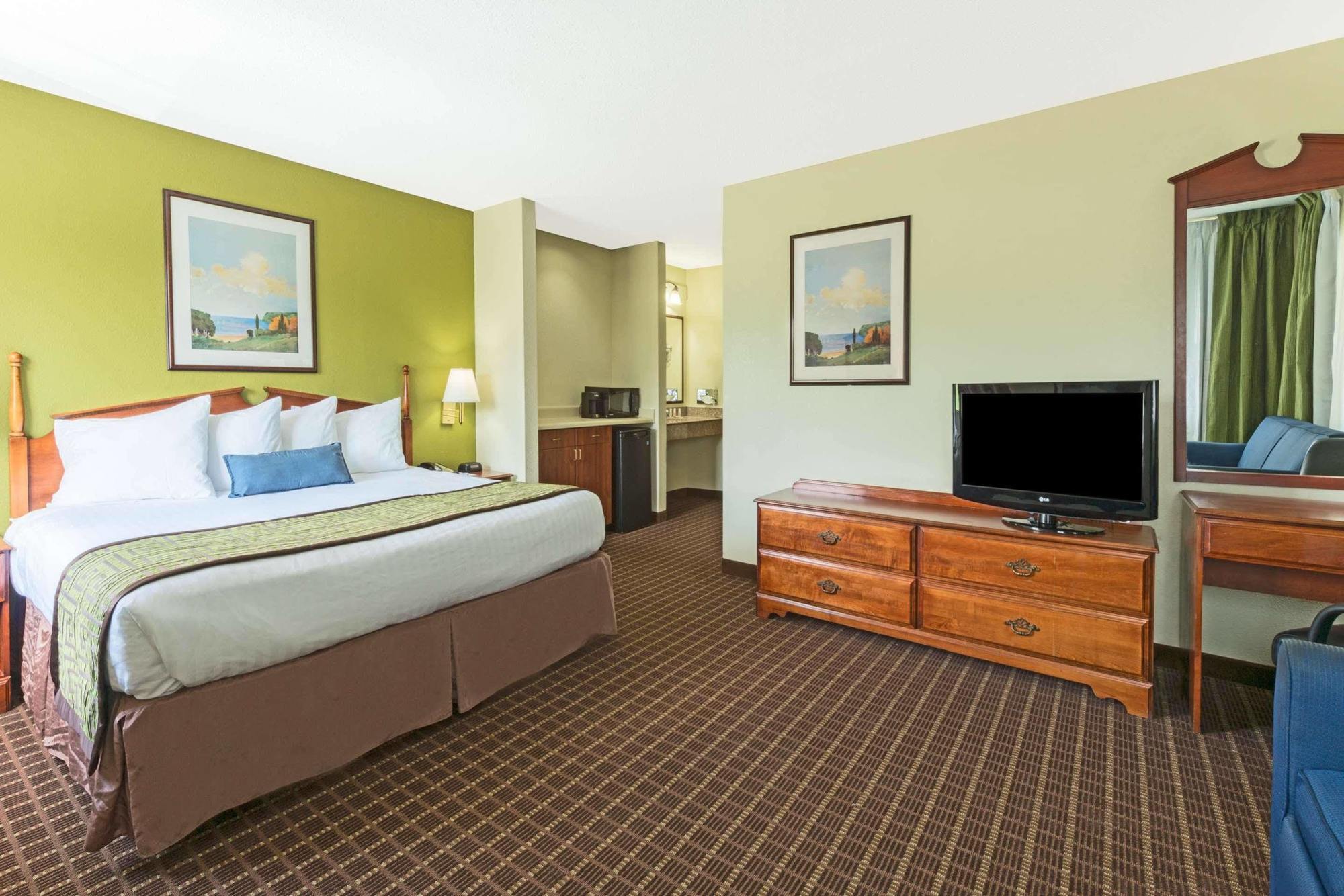 Baymont By Wyndham Louisville South I 65 Brooks Exterior foto